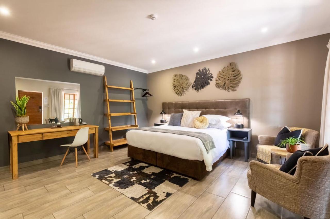 Lowveld Living Guesthouse Mbombela Exterior foto